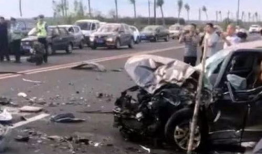 车祸视频合集,车祸瞬间，生死一线